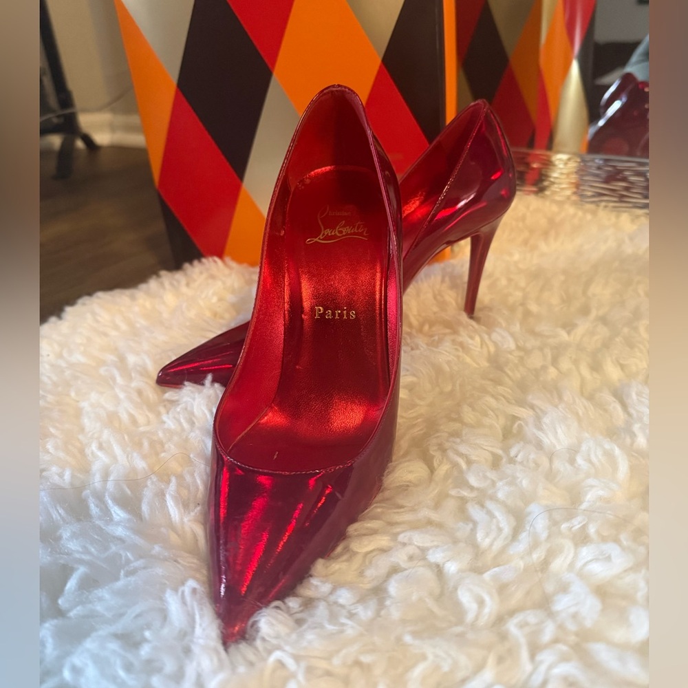 Christian Louboutin Kate 100
Patent Psychic